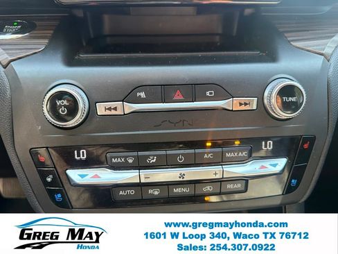 Used 2020 Ford Explorer Limited RWD image 20