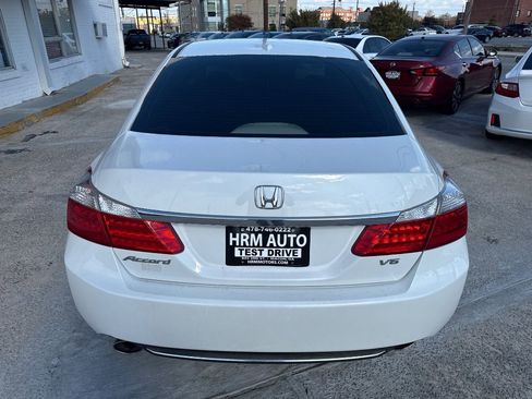 Used 2014 Honda Accord Touring image 6