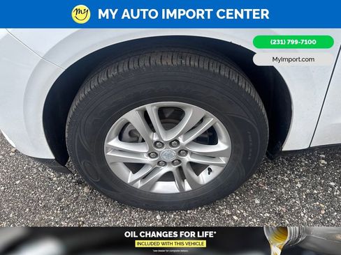 Used 2019 Buick Enclave Essence w/ Trailering Package, 5000 lbs. AWD/4WD image 6