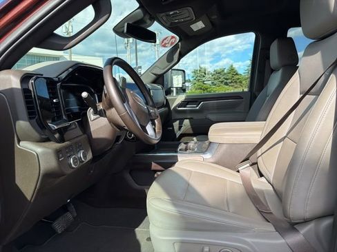 Used 2024 GMC Sierra 2500 SLT w/ SLT Convenience Package AWD/4WD image 18