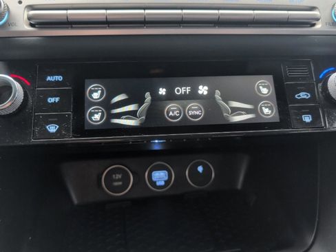 Used 2024 Genesis G70 2.5T w/ Sport Prestige Package image 15