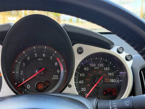 Used 2010 Nissan 370Z Coupe w/ Sport Pkg RWD image 17