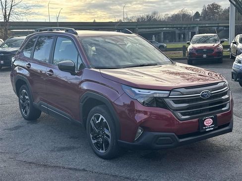 New 2025 Subaru Forester Premium image 1