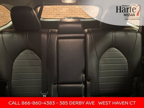 Used 2021 Toyota Highlander XLE image 30