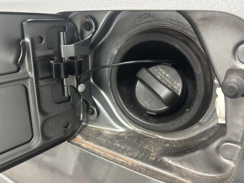 Used 2018 Nissan Armada Platinum RWD image 29