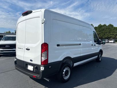 New 2025 Ford Transit 250 148 Medium Roof w/ Load Area Protection Package
