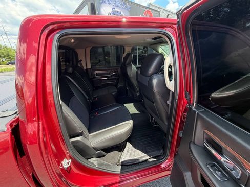 Used 2015 RAM 1500 Laramie AWD/4WD image 23