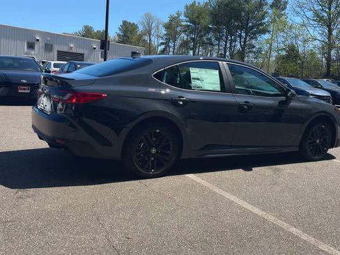 New 2026 Toyota Camry SE AWD/4WD image 8
