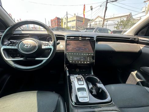 Used 2022 Hyundai Tucson Limited FWD image 9
