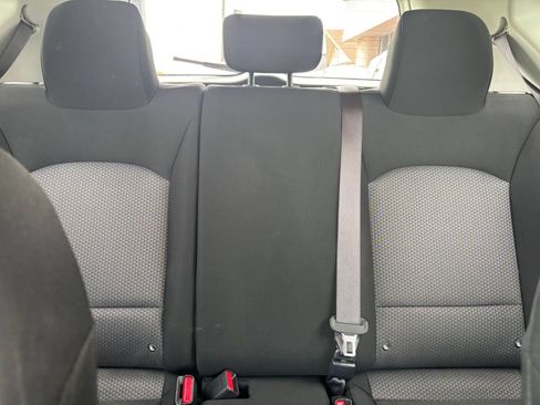 Used 2025 Kia Soul LX w/ LX Technology Package FWD image 36