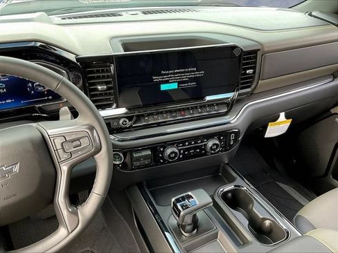 New 2026 Chevrolet Silverado 1500 ZR2 AWD/4WD image 6