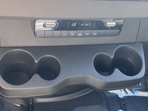 New 2025 Mercedes-Benz Sprinter 2500 image 34