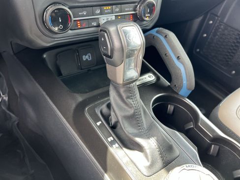Used 2022 Ford Bronco Wildtrak AWD/4WD image 30