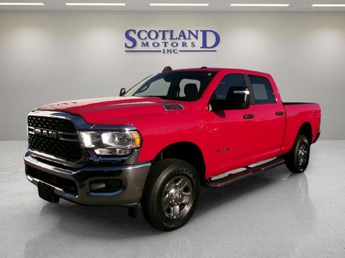 Used 2024 RAM 2500 Big Horn w/ Bed Utility Group AWD/4WD image 2
