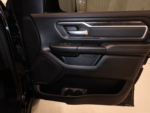 Used 2019 RAM 1500 Big Horn AWD/4WD image 19