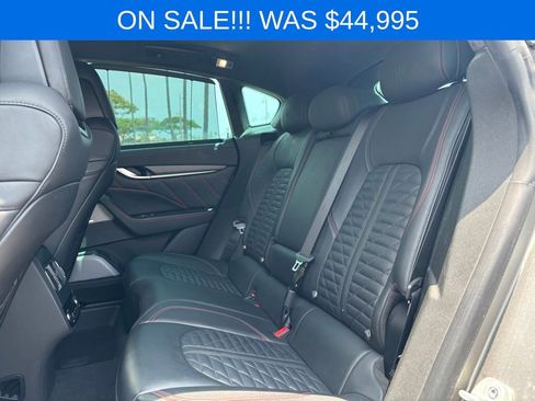 Used 2019 Maserati Levante Trofeo AWD/4WD image 10