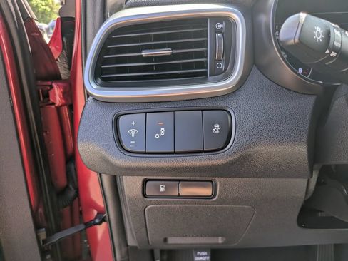 Used 2019 Kia Sorento FWD image 26