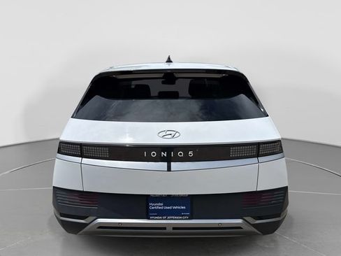 Certified 2024 Hyundai Ioniq 5 SEL RWD image 7
