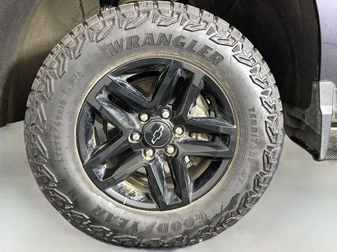 Used 2024 Chevrolet Silverado 1500 Custom Trail Boss image 28