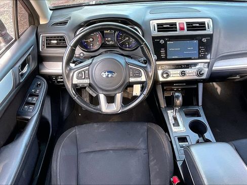 Used 2016 Subaru Legacy 2.5i Premium w/ Moonroof Package AWD/4WD image 4