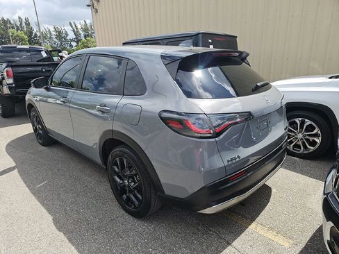 Used 2024 Honda HR-V Sport image 6