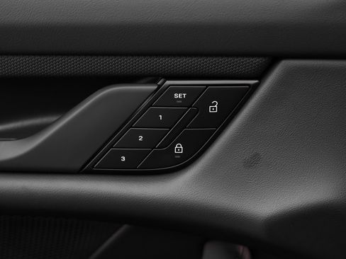 New 2025 Porsche Taycan image 28