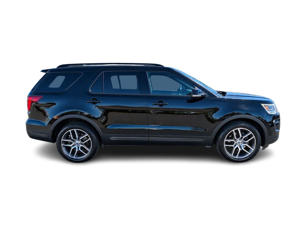 Used 2018 Ford Explorer Sport w/ Equipment Group 401A AWD/4WD image 4