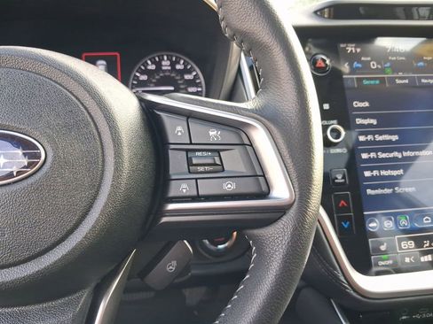 Used 2023 Subaru Outback Limited AWD/4WD image 21