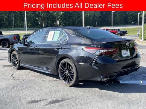 Used 2024 Toyota Camry XSE FWD image 3