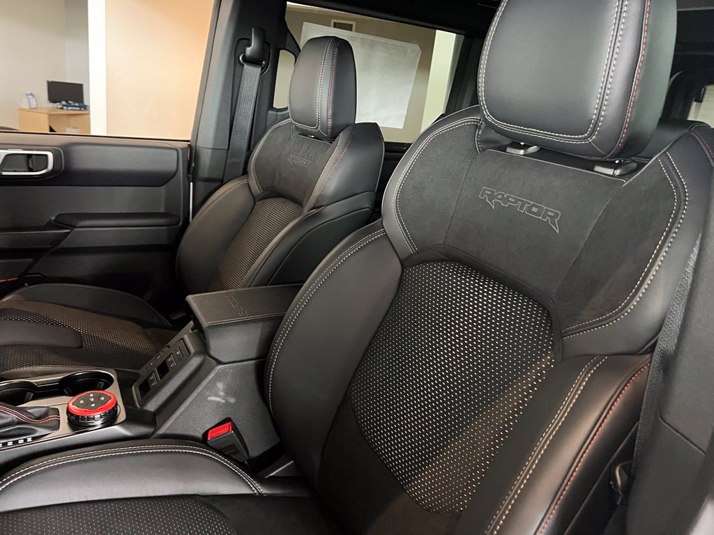 New 2026 Ford Bronco Raptor w/ Interior Carbon Fiber Pack AWD/4WD image 15
