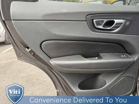 Certified 2025 Volvo XC60 B5 Plus image 20