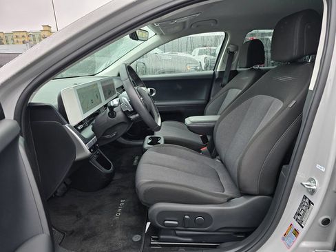 Used 2024 Hyundai Ioniq 5 SEL AWD/4WD image 18