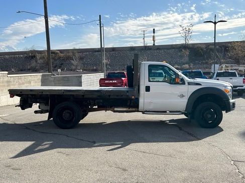 Used 2016 Ford F550 4x4 Regular Cab Super Duty image 11