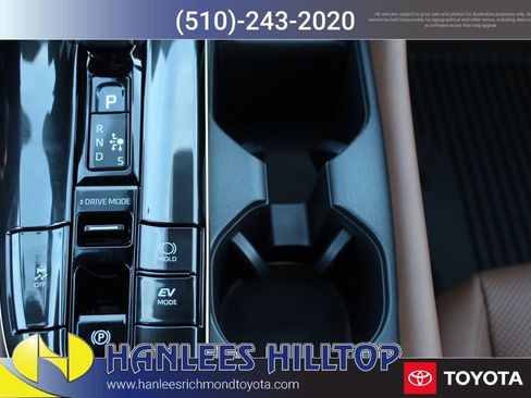 New 2026 Toyota Crown Signia image 23