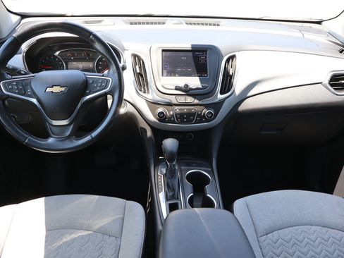 Used 2022 Chevrolet Equinox LT FWD image 16