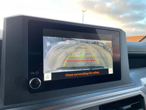 Used 2025 Toyota 4Runner TRD Off-Road image 17