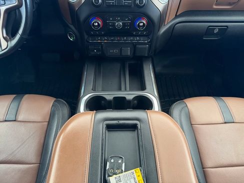 Used 2020 Chevrolet Silverado 3500 High Country w/ Z71 Off-Road Package AWD/4WD image 21