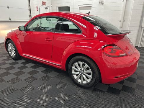 Used 2019 Volkswagen Beetle 2.0T S image 7