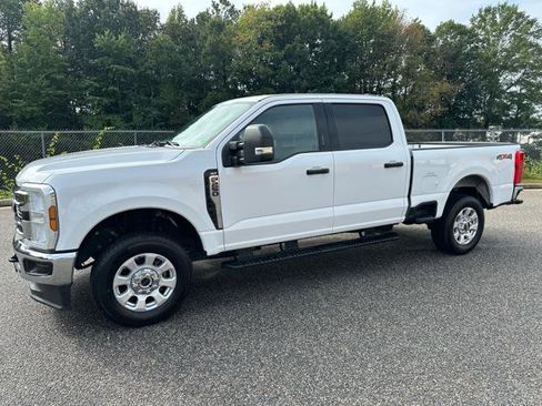 Used 2024 Ford F250 XLT image 10