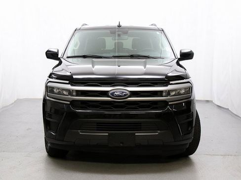 Used 2024 Ford Expedition Max XLT image 5