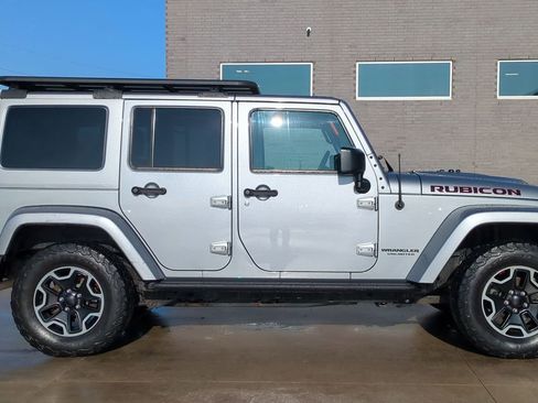 Used 2016 Jeep Wrangler Unlimited Rubicon image 8