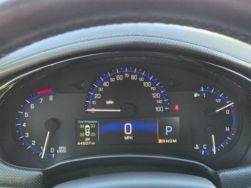 Used 2014 Cadillac XTS Luxury FWD image 9