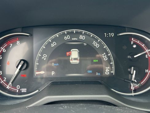 New 2025 Toyota RAV4 XLE image 11