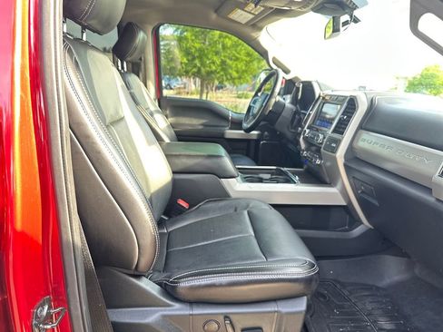 Used 2020 Ford F250 Lariat w/ Lariat Ultimate Package AWD/4WD image 39