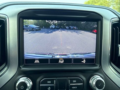 Used 2022 GMC Sierra 1500 SLT w/ SLT Premium Plus Package AWD/4WD image 35