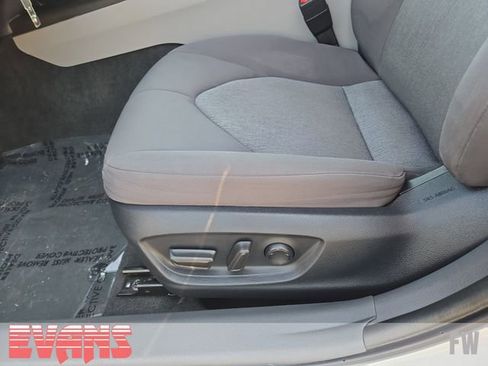 Used 2023 Toyota Camry LE image 20