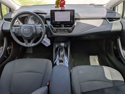 Used 2020 Toyota Corolla LE FWD image 9