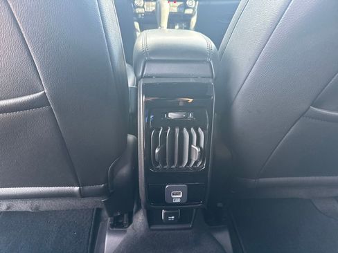 Used 2024 Jeep Compass Limited AWD/4WD image 11