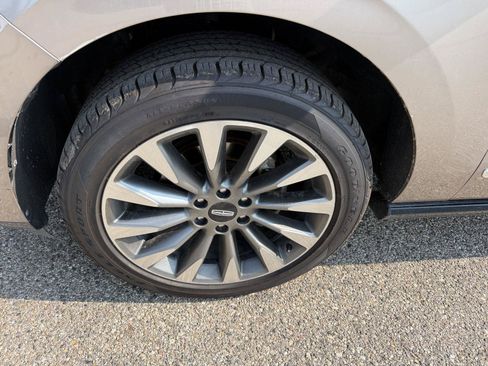Used 2020 Lincoln Navigator L Reserve w/ Luxury Package AWD/4WD image 45
