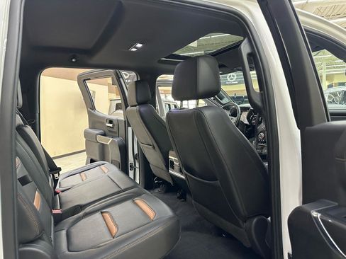 Used 2019 GMC Sierra 1500 AT4 w/ AT4 Premium Package AWD/4WD image 39